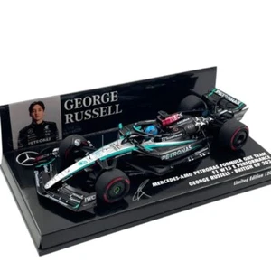 Modellino F1 Minichamps 1/43 Mercedes AMG Petronas W15 E Performance George R... - Foto 1 di 6