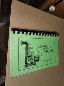 Family Cooking From Albemarle North Carolina - Bild 1 von 1