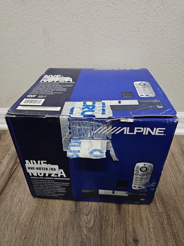 Alpine NVE-872A Automotive In Car Navigation System New And Rare - Image 1 of 4