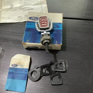 Nos 1978 Ford Truck Hood Rad Ornament D8BZ-16850-A - Picture 1 of 6