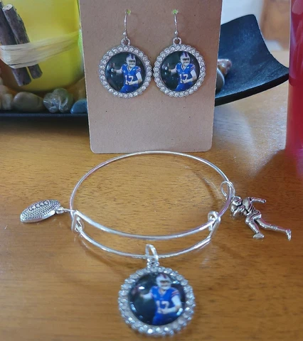 BUFFALO BILLS JOSH ALLEN JEWELRY SET - EARRINGS AND CHARM BRACELET FOOTBALL Cover