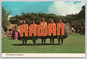Kodak Hula Show Dancers Greetings Hawaii HI Unp Chrome Postcard - Picture 1 of 2