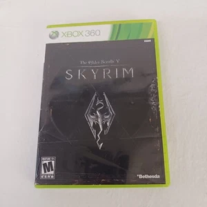Skyrim The Elder Scrolls V X-Box 360 Video Game M 17+ Bethesda Fantasy Microsoft - Picture 1 of 8