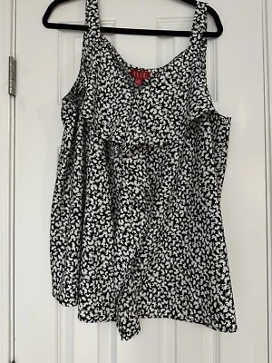 ELLE Women's Tank Top Size 2X Ruffle Front Sleeveless Black/White Floral￼ - Image 1 of 4