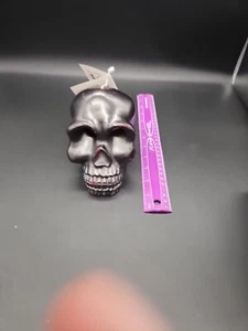 Black/red bleeding Skull Candle No Box Goth Decor - Halloween Black - Picture 1 of 11