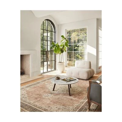 Alfombra Livabliss x Becki Owens Lila Medallion, 6'7" x 9', Bronceado 6'7" x 9' Foto 1 de 4