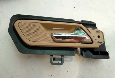 MERCEDES BENZ W251 R500 R350 REAR BACK RIGHT INTERIOR DOOR HANDLE TAN - Image 1 of 2