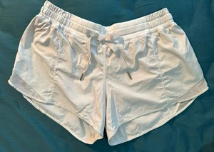 Cute🌟Lululemon Hotty Hot Short *4” Size 10 Tall White Lined - Imagen 1 de 5