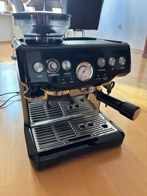 Sage Barista Express Espressomaschine Siebträgermaschine Schwarz (defekt) - Bild 1 von 4