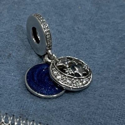 AUTÉNTICO PANDORA AZUL CIELO NOCTURNO MEDIA LUNA Y ESTRELLAS COLGANTE ENCANTO #799216C01 Foto 1 de 4