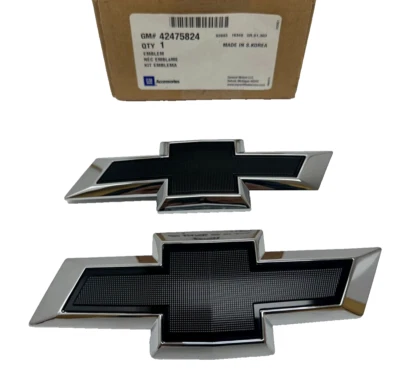 Emblema genuíno gravata borboleta dianteira e traseira Chevrolet Sonic Sedan 2017-2020 42475824 - Imagem 1 de 4