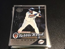 TONY GWYNN 2001 DONRUSS CLASS OF 2001 BOBBLE HEAD INSERT #16  PADRES!