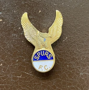 TOTTENHAM - EAGLE - RARE VINTAGE 70’s COFFER ENAMEL BADGE/PIN - SPURS - Picture 1 of 2