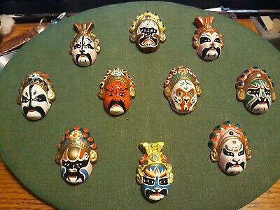 Vintage Minature Chinese Opera Masks? - LOT Of 10 • 58.20$