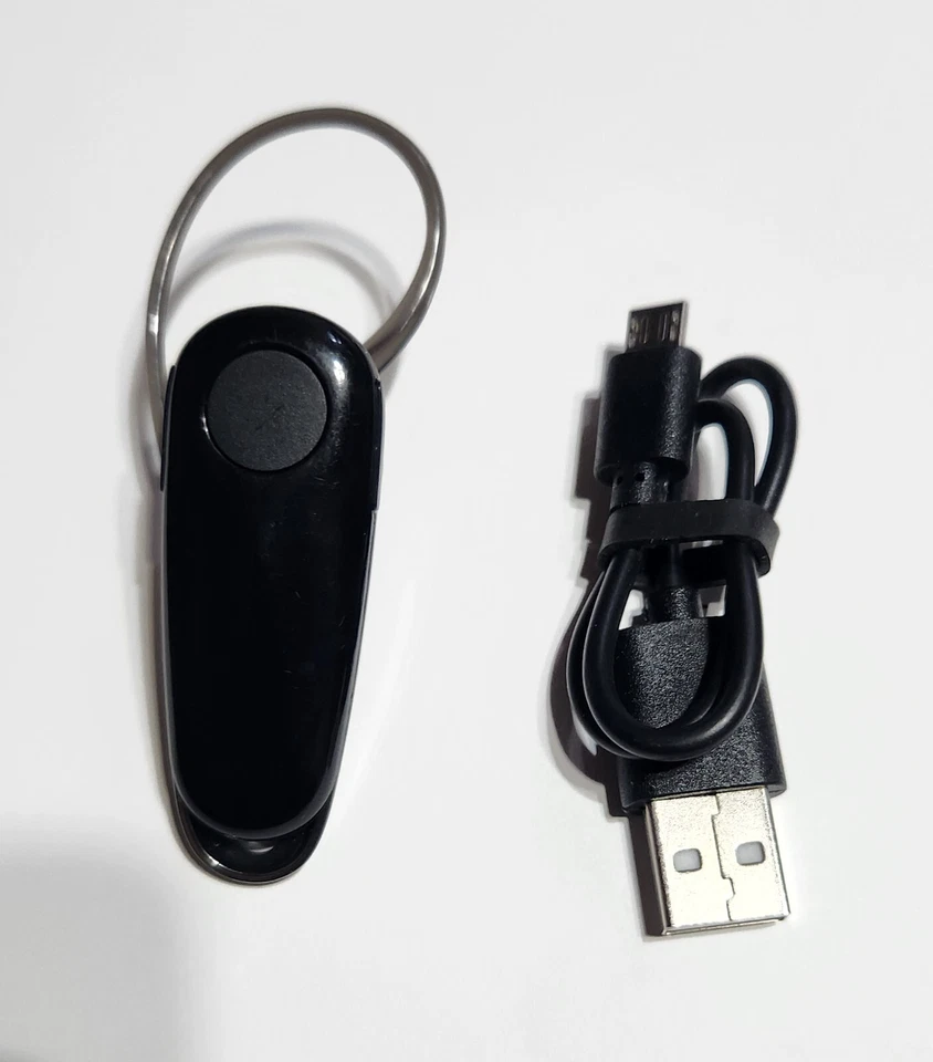 Original Black Motorola H560 Bluetooth Wireless Headset with Cable in Bulk Pkg - Image 1 of 4