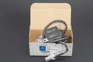 Original Mercedes Benz NOX Sensor Lambdasonde A0009058111 A 000 905 81 11 - Picture 1 of 4