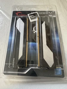 G.Skill PC RAM kit Ripjaws V 16 GB 2 x 8 GB DDR4 RAM 3200 MHz - Picture 1 of 2