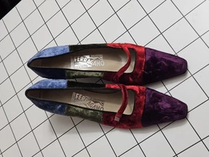 Vintage Ferragamo Leather Velvet Color Block Kitten Heels - Size 10, 2.5in Heel - Picture 1 of 16