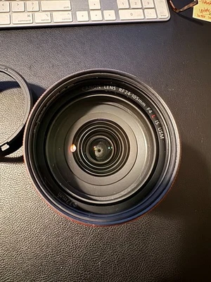 Canon RF 24-105mm F/4l IS USM Lens - Image 1 of 2