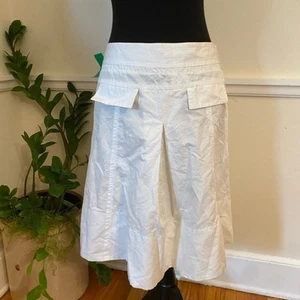 NWT United Colors of Benetton white pleated front pocket Skirt 42 US size 14/ 42 - Picture 1 of 12