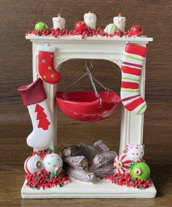 Yankee Candle Christmas Mantle Fireplace Stockings 10” Tea Light Tart Wax Warmer - Picture 1 of 9