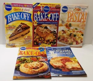 PILLSBURY Classic Cookbooks Bake Off Crescents Pasta Vintage Lot of 5 Booklets - Picture 1 of 20