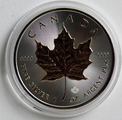 Kanada 5 Dollars 2020 Maple Leaf, Blatt in Gold, 1 Oz Silber - Bild 1 von 2