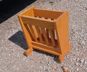 Oak Magazine Rack / Magazine Stand   (MR-7) - Picture 1 of 5