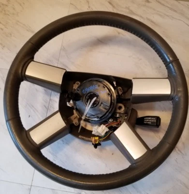 Volante Chrysler 300 2008 fabricante de equipamento original - Imagem 1 de 2