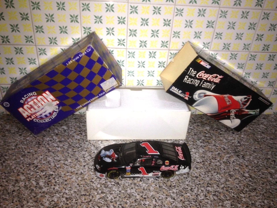 RACING ACTION 50° NASCAR 1998 COCA COLA SCALA 1:24 STOCK CAR OTTIMA IN BOX - Immagine 1 di 4