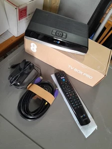 BT YOUVIEW DTR-T2100 500G BT DF 91-00438 TV BOX + REMOTE CONTROL + POWER CABLE - Picture 1 of 4