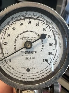 Shore Instruments MFG tester di durezza scleroscopio - Foto 1 di 11