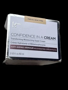 IT Cosmetics Confidence In A Cream Armadura Antiedad 2oz NUEVO - Imagen 1 de 2
