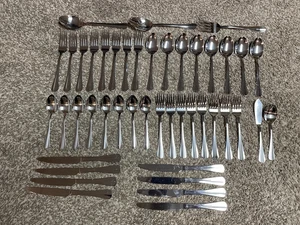 Lote de 45 cubiertos Pfaltzgraff Legacy incluye (juego de 8) con extras - Imagen 1 de 1