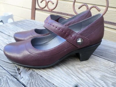    Abeo Rebeka Brown Leather Mary Jane Pumps Shoes Women's 9.5 N - Image 1 of 4