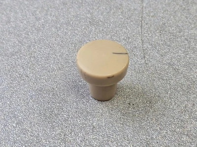 BONITO USADO ORIGINAL GENUINO PORSCHE 356 356A MARFIL CAPÓ LIBERACIÓN GRANDE PERILLA 27mm Foto 1 de 4