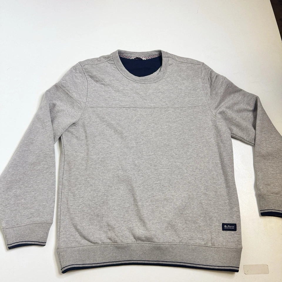 Sudadera acolchada cuello redondo talla (L) grande Foto 1 de 4