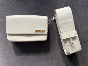 Jacquesmus Tasche 2021-2024 Calfskin Le Carinu weiß Schultertasche - Bild 1 von 10