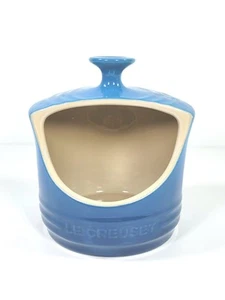 Le Creuset Stoneware Salt Keeper ~ Marseille Blue NWT - Picture 1 of 10
