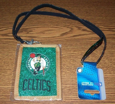 BOSTON CELTICS ID WALLET LANYARD/KEYCHAIN BRAND NEW Cover