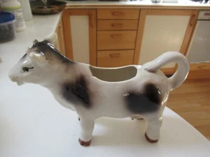 Vintage Porcelain Cow Creamer w/Black Spots & Brown Feet 8"L x 5" H MINT - Picture 1 of 9