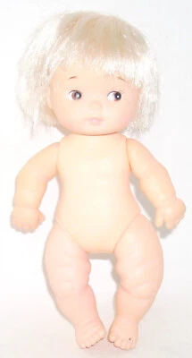 MUÑECA BEBÉ Uneeda 1987 vintage 6" ¿Clon desnudo? Bonitos pantalones posables extremidades sentarse Foto 1 de 4