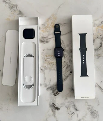 Apple Watch Series 8 41mm Midnight Aluminium Case with Sport Band, Regular (GPS) - Image 1 of 4