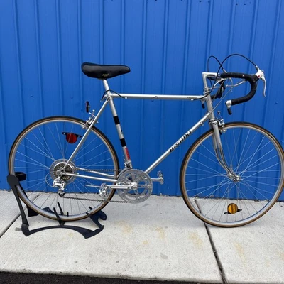 58cm Nishiki International Bicicleta de Estrada Suntour Bar End Sugino Maxi 2X5 Araya - Imagem 1 de 4