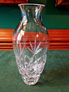 LENOX CRYSTAL CHARLESTON BUD VASE, 6-7/8" TALL, CLEAR, BLOWN, FANS, SIGNED - Picture 1 of 9