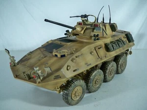 K24i78551 ELITE FORCE LAV LIGHT ARMORED VEHICLE BLUE BOX TOYS 1/18 NO FIGURES - Picture 1 of 14