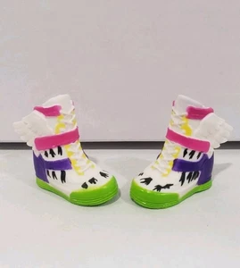 MGA Project Mc2 Doll Bryden’s Replacement Shoes Pink Green Sneakers With Wings - Picture 1 of 8