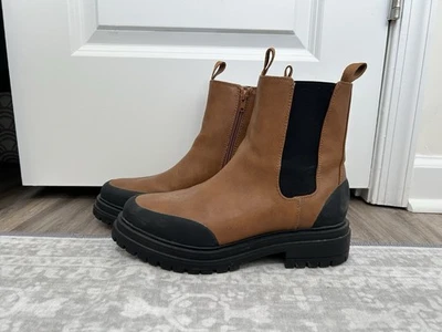 American Eagle Tan & Black Block Heel Boots, Size 9 - Image 1 of 4