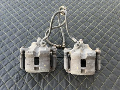 Juego de pinzas de freno delanteras izquierda derecha Nissan 240sx S13 1989-1994 OEM Silvia Foto 1 de 4