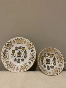 1960's Paragon Canada Coat Of Arms Blue Bone China Teacup and Saucer Gold Trim - Picture 1 of 5